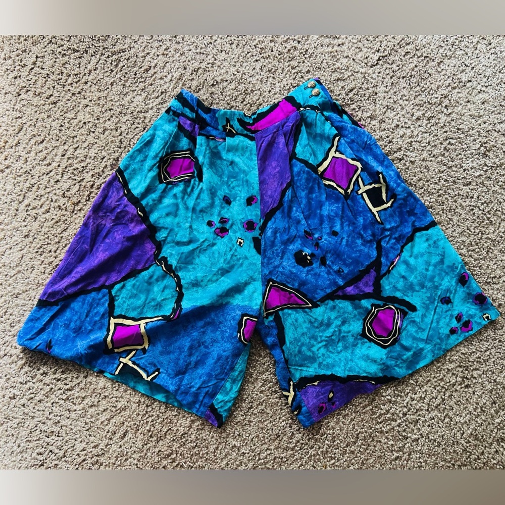 90’s Print Shorts